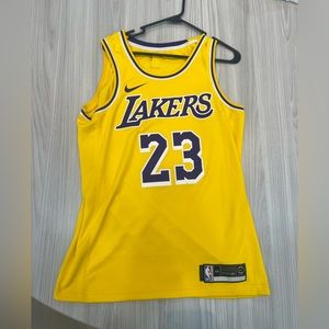 Lebron James Los Angeles Lakers Jersey size medium